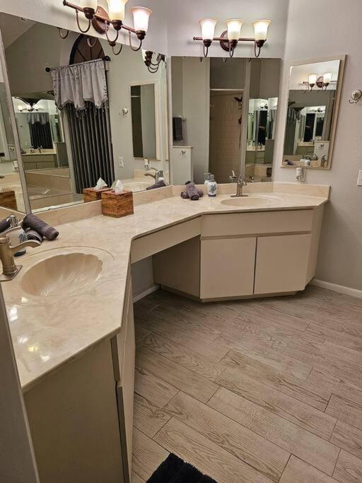 פורט שארלוט Seabreeze 3-Bedroom Pool Villa Close To The Beach!!! מראה חיצוני תמונה