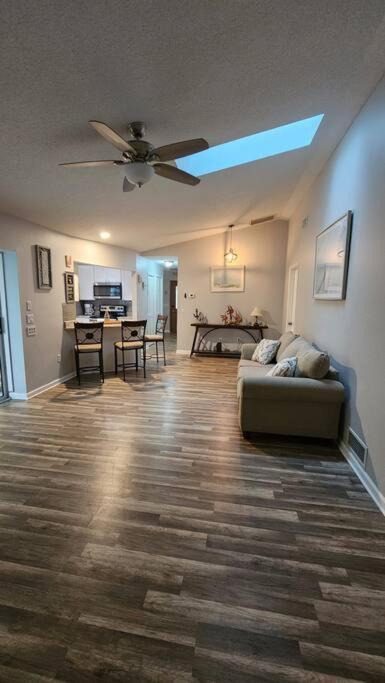 פורט שארלוט Seabreeze 3-Bedroom Pool Villa Close To The Beach!!! מראה חיצוני תמונה